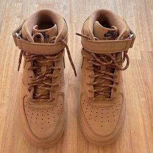 New Nike Air - Force 1 - sneakers boots men size 8.5